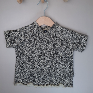 Babyshirtje Marijke t-shirt ruffle panter