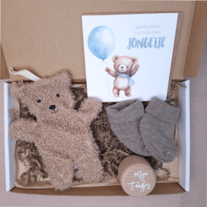 Brievenbus kraamcadeau jongen speendoekje beer waterdamp