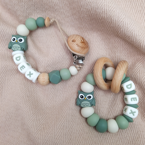 Bijtring met naam jongen uil donker oudgroen - Afbeelding 2