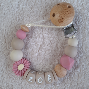 Speenkoord met naam meisje daisy soft cashmere