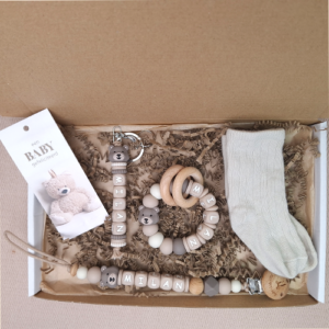 Brievenbus kraamcadeau met naam beer