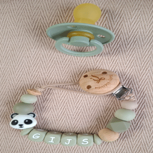 Speenkoord met naam jongen pandabeer salie