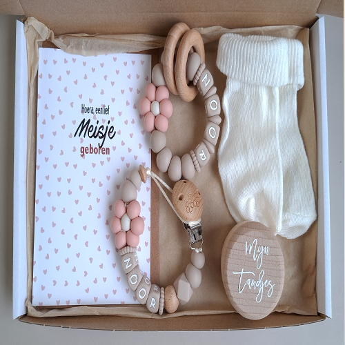 Brievenbus kraamcadeau met naam bloem - Afbeelding 3