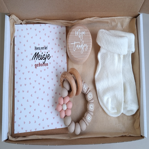 Brievenbus kraamcadeau met naam bloem - Afbeelding 2