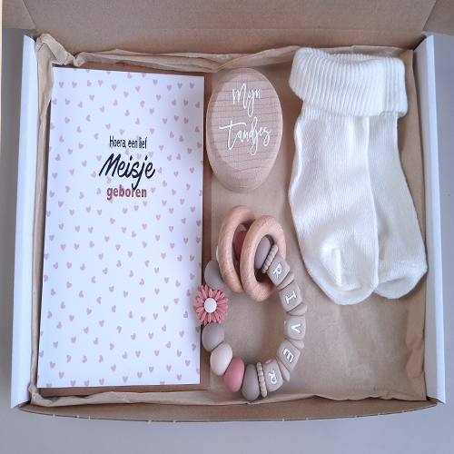 Brievenbus kraamcadeau met naam daisy - Afbeelding 2