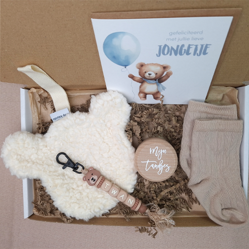 Brievenbus kraamcadeau jongen speendoekje beer hazelnoot - Afbeelding 4