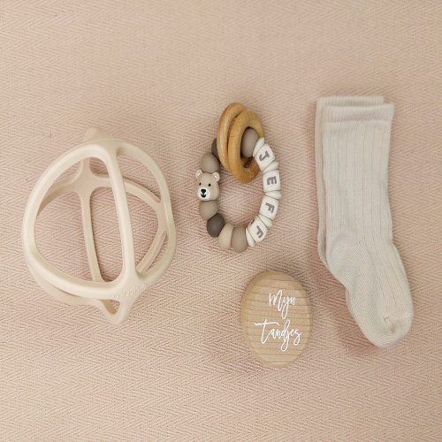 Kraamcadeau met naam jongen bijtspeelgoed bal - Afbeelding 3