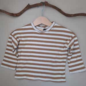 Sweater streep caramel