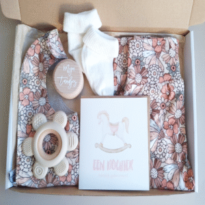 Brievenbus kraamcadeau babyslab bloemen pastel