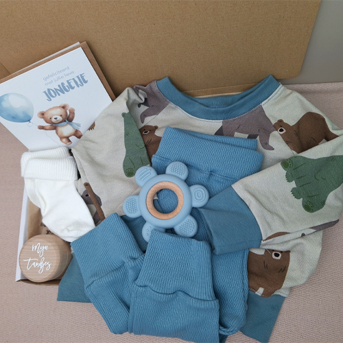 Brievenbus kraamcadeau babykleding beren grijsblauw