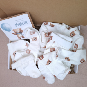 Brievenbus kraamcadeau babyslab beren