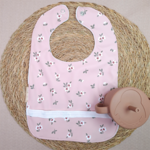 Babyslab waterproof bloemen licht roze
