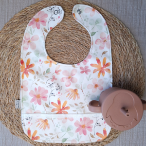 Babyslab waterproof bloemen gebroken wit