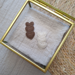 Haarspeldjes mini hartjes rib beige bruin