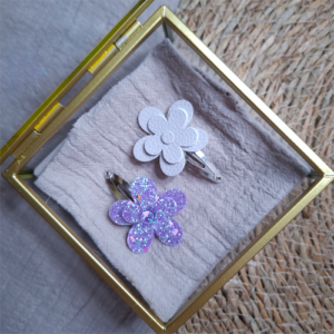 Haarspeldjes daisy bloem glitter hartjes lila