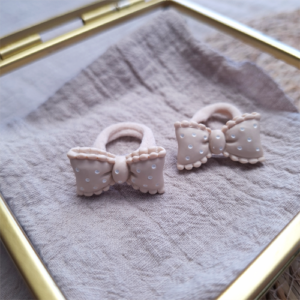 Haarelastiekjes strikje stip beige wit